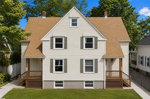 165 Briggs St, Providence, RI, 02905-3037 | Card Image