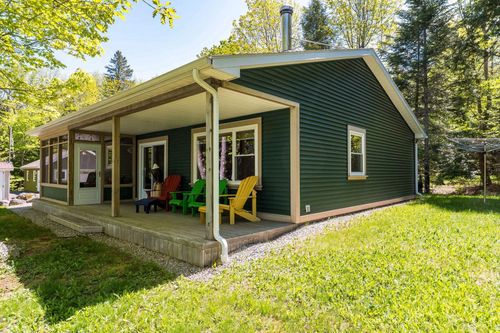 359 Summit Ridge Rd, Vaughan, NS, B0N2T0 | Card Image