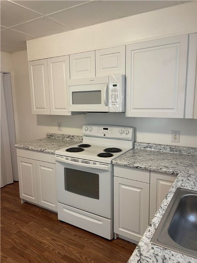 114 4 Th Ave, House other with 3 bedrooms, 2 bathrooms and 1 parking in Butler PA | Image 5