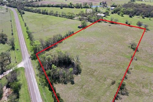 6 AC Fm 3091, Madisonville, TX, 77864 | Card Image