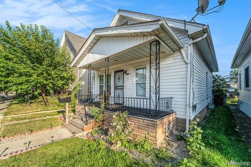 3868 Doremus St, Hamtramck, MI, 48212-3544 | Card Image