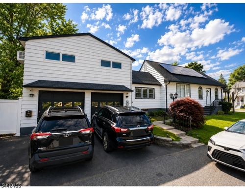 65 Harrison St, Little Falls, NJ, 07424-1656 | Card Image