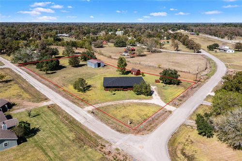 36610 Lariat Ln, Wallis, TX, 77485-9457 | Card Image