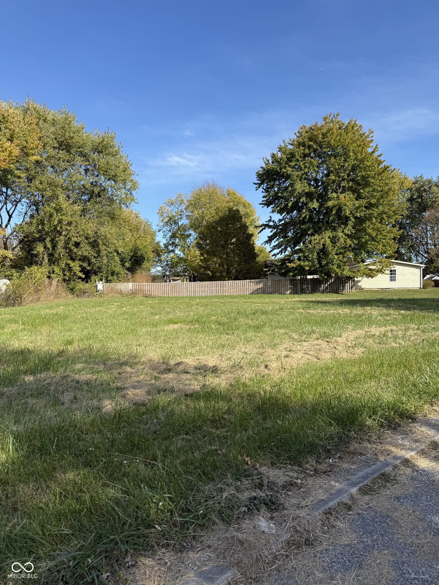 Land in Indianapolis