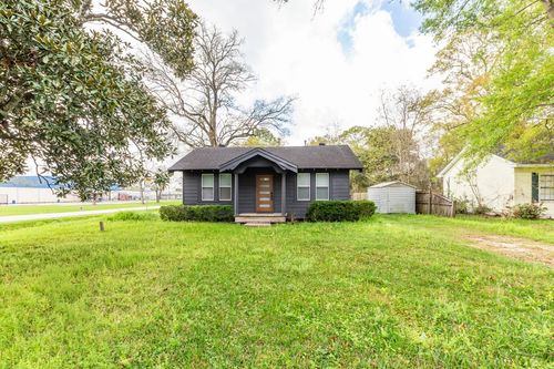 8265 Mclean St, Beaumont, TX, 77707-1501 | Card Image