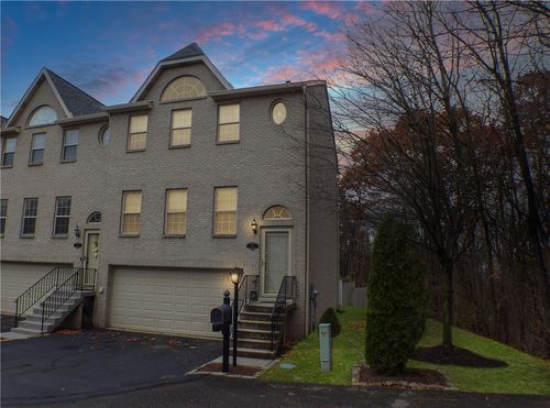 130 Terra Dr, Mc Kees Rocks, PA, 15136-1884 | Card Image