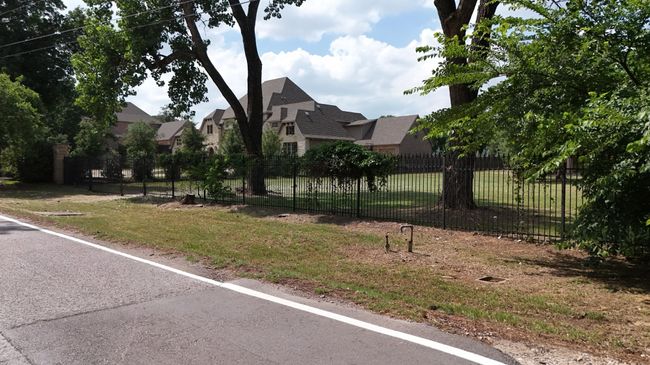 View of yard | Image 10