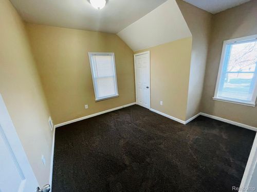 17564 Cooley St, Detroit, MI, 48219-2373 | Card Image