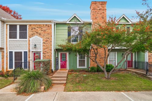 112 Churchill Ln, Euless, TX, 76039-4212 | Card Image