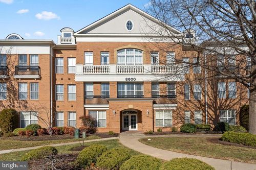 unit-102-8600 Liberty Trl, MANASSAS, VA, 20110-2116 | Card Image