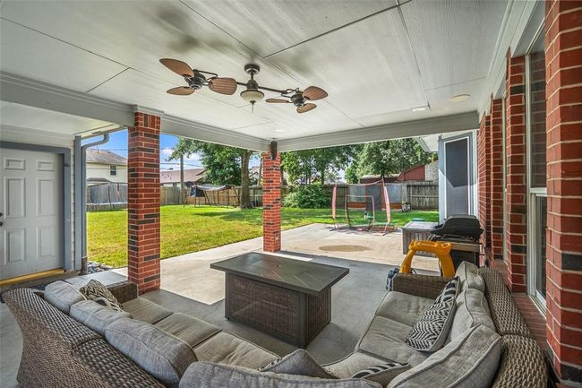 29518 Timber Trail St, House other with 5 bedrooms, 4 bathrooms and 2 parking in Spring TX | Image 40