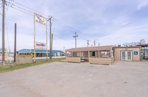 410 N Lamesa Hwy, Stanton, TX, 79782 | Card Image