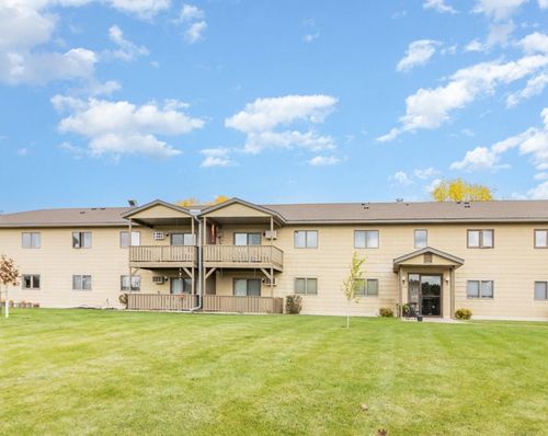 apt-123-2114 Village Dr, Red Wing, MN, 55066-2982 | Card Image