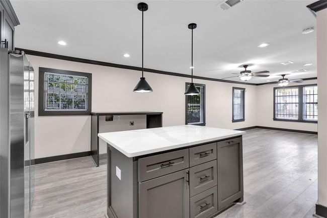 3346 Reeves St, House other with 3 bedrooms, 2 bathrooms and 1 parking in Houston TX | Image 15