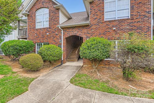 2515 Carya Pond Ln, Charlotte, NC, 28212-2206 | Card Image