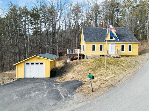 227 Warren Road, Pittston, ME, 04345 | Card Image