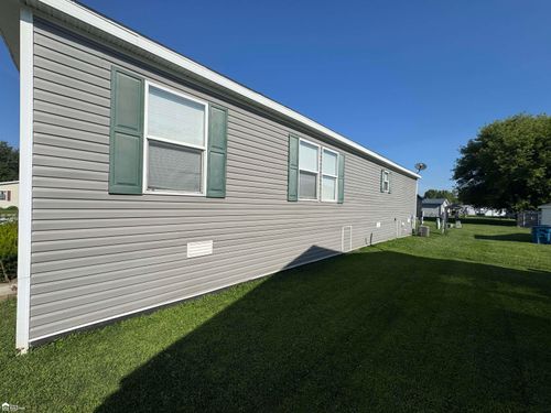 2076 Aspen Ln S, Clio, MI, 48420-2403 | Card Image
