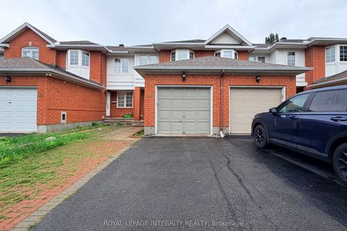 56 Celebration St, Ottawa, ON, K2C3Z9 | Card Image