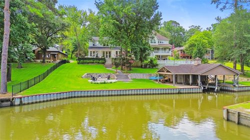 81 Lake Oaks Blvd, Coldspring, TX, 77331-4519 | Card Image