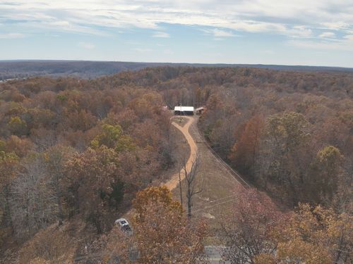 2383 Airport Ridge Rd, Linden, TN, 37096-4011 | Card Image