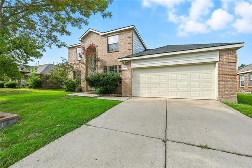 2002 Northridge Dr, Forney, TX, 75126-6592 | Card Image