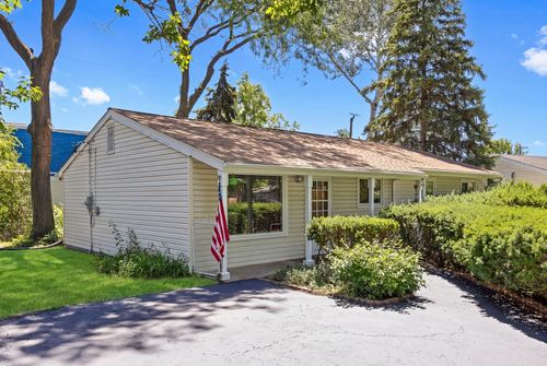 105 Rocklyn Ct, Bolingbrook, IL, 60440-2817 | Card Image