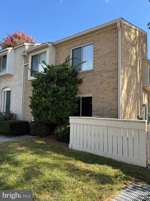 10289 Ridgeline Dr, MONTGOMERY VILLAGE, MD, 20886-3009 | Card Image