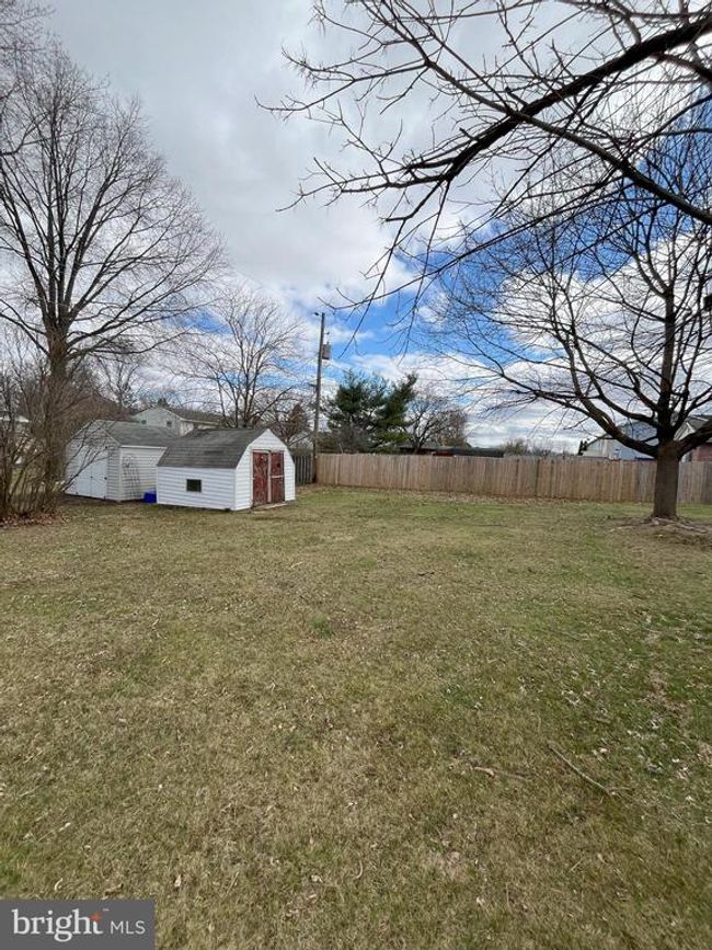 1895 Douglas Dr, House other with 3 bedrooms, 2 bathrooms and null parking in CARLISLE PA | Image 11