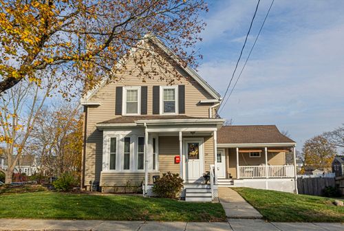 20 Elm Pl, Whitman, MA, 02382-2428 | Card Image