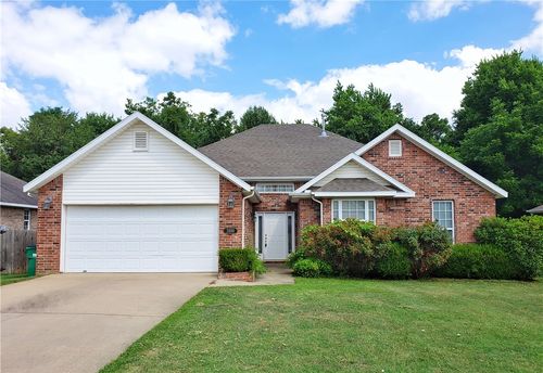 3100 Eaglecrest Cir, Springdale, AR, 72762-8085 | Card Image