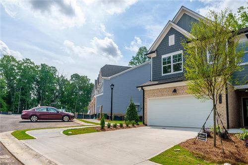 5120 Hillington Way, Sugar Hill, GA, 30518-3789 | Card Image