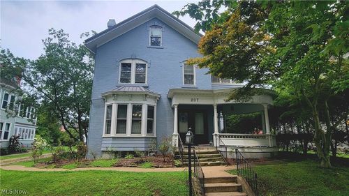 207 Washington St, Marietta, OH, 45750-2108 | Card Image