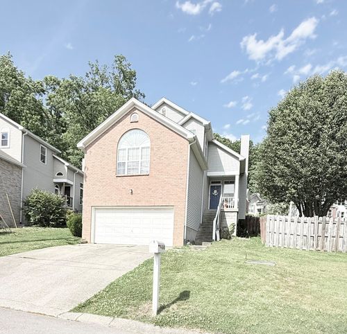 4040 Farmingham Woods Dr, Hermitage, TN, 37076-4400 | Card Image