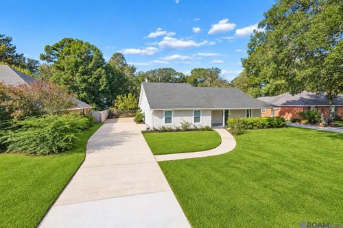 6064 Fleetwood Dr, Baton Rouge, LA, 70817-3829 | Card Image