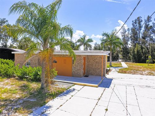 891 Palmetto Dr, PORT CHARLOTTE, FL, 33952-8234 | Card Image