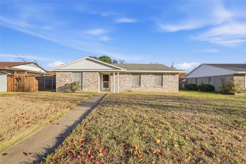 2614 Eastbrook Dr, Mesquite, TX, 75150-5215 | Card Image