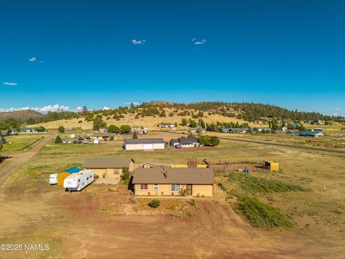7825 Silver Saddle Rd, Flagstaff, AZ, 86004-3347 | Card Image