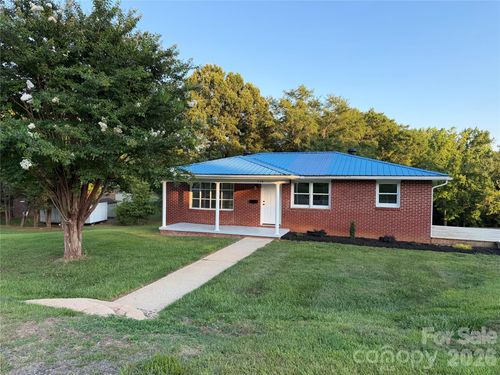 228 Roberson Road, Forest City, NC, 28043 | Card Image