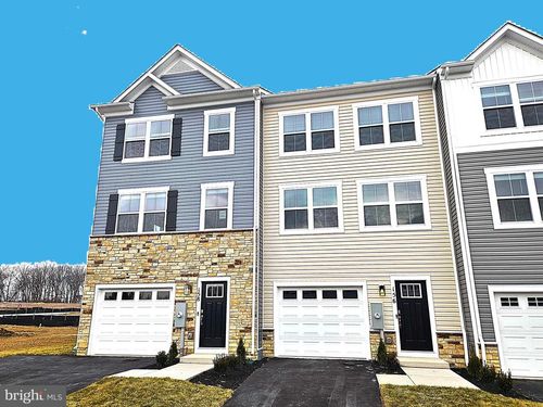156 Munsee Cir, WINCHESTER, VA, 22602-7939 | Card Image