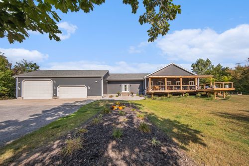7914 Stony Lake Rd, Jackson, MI, 49201-7239 | Card Image