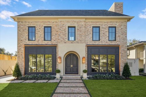 3717 Chevy Chase Dr, Houston, TX, 77019-3011 | Card Image
