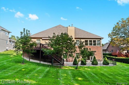 4908 Crooked Stick Ct, Brighton, MI, 48116-7798 | Card Image