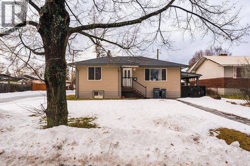 1941 Maple St, Prince George, BC, V2L1X2 | Card Image
