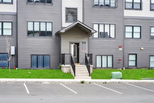 unit-402-7 Maglenitz St, Palm Tree, NY, 10950-2321 | Card Image