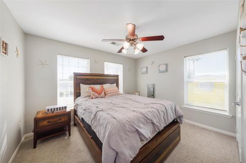 4712 Avenue K, Galveston, TX, 77551-4622 | Card Image