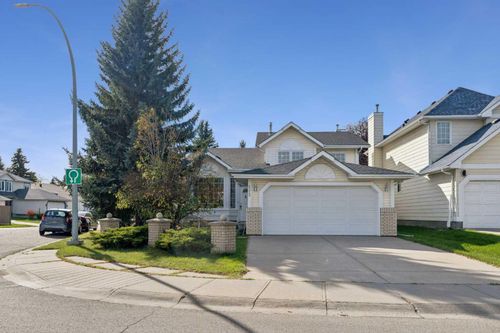 525 Shawinigan Dr Sw, Calgary, AB, T2Y3A3 | Card Image