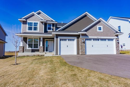 1582 Edgebrook Ln, Carver, MN, 55315-4589 | Card Image