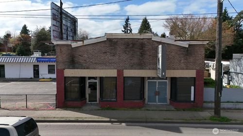 10311 Aurora Ave N, Seattle, WA, 98133-9227 | Card Image