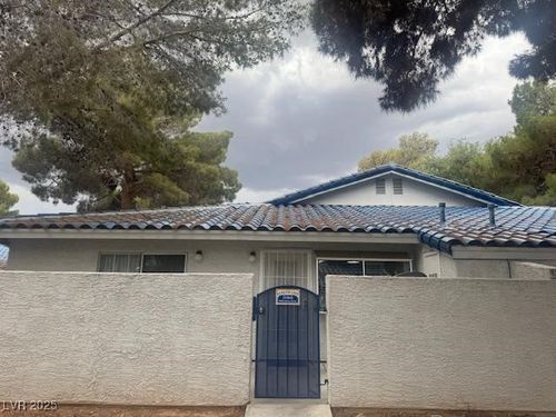 unit-b-2108 Willowbury Dr, Las Vegas, NV, 89108-3482 | Card Image