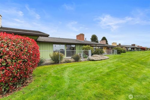 unit-4b-1301 S 3rd Ave, Sequim, WA, 98382-3947 | Card Image